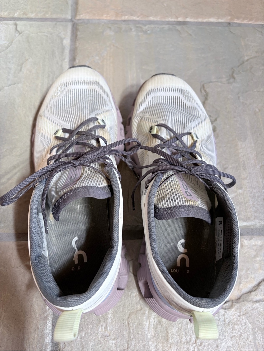 On Running Women's Athletic Lace-Up Running Shoes — Cream/Gray/Purple 6.5 - Picture 8 of 9